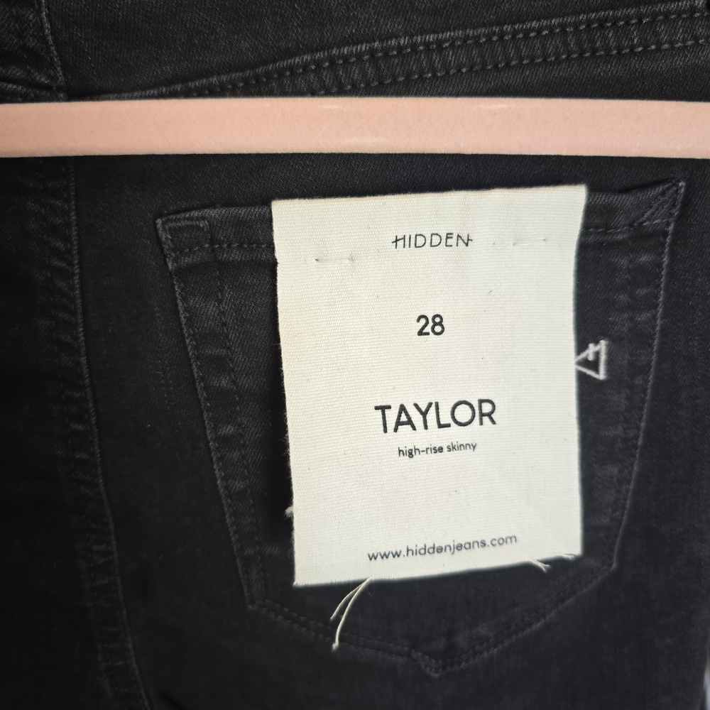 Hidden 28 High Rise Skinny Leg NWT Black Jeans - Picture 5 of 11